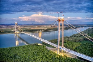 CONFIRMARE VIDEO Podul de la Brăila, "Golden Gate-ul României", nu va fi inaugurat până la finalul acestui an. Pe cine este aruncată vina
