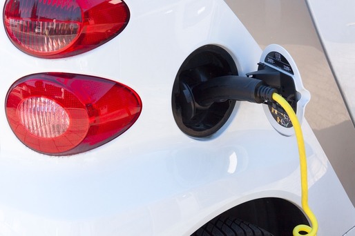 Volkswagen și Enel vor construi stații rapide de încărcare a automobilelor electrice în Italia