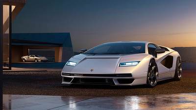 Val de rechemări pentru mașini ale Volkswagen, Ford, Land Rover, Mercedes și Lamborghini