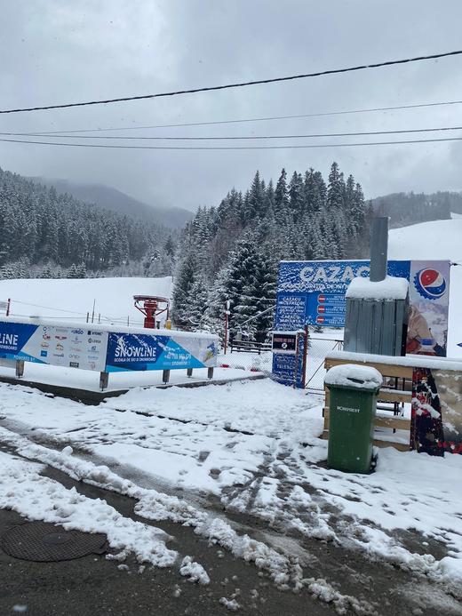 Traficul rutier pe Valea Prahovei, ironizat pe internet
