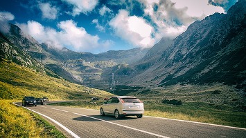 FOTO Operațiune lansată pentru a menține Transfăgărășanul în circulație pentru o perioadă cât mai lungă 