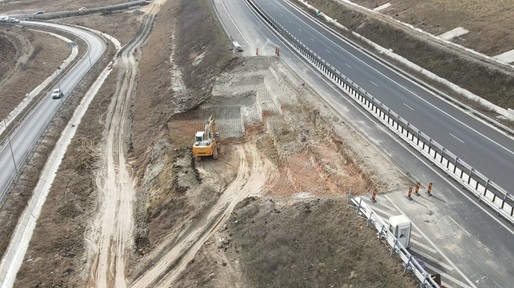 Reparația autostrăzii Sebeș – Turda, din care s-a rupt o bucată, prelungită