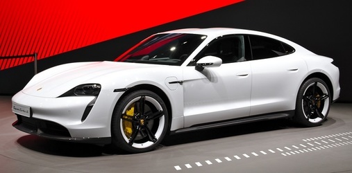 Porsche stabilește noi recorduri în anul listării pe bursă și țintește o profitabiliate apropiată de Ferrari