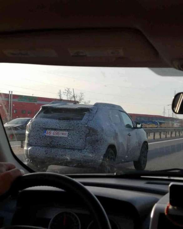 FOTO Primele fotografii-spion cu Dacia Duster 3