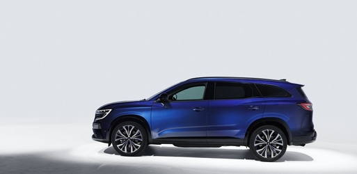 FOTO Renault a prezentat în premieră Espace