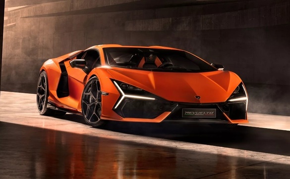 FOTO & VIDEO Premieră mondială: Lamborghini a dezvăluit noul model Revuelto, primul plug-in hybrid al mărcii, cu o putere de peste 1.000 CP