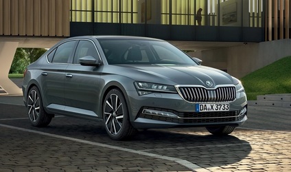 Senatorii își cumpără 22 de Skoda Superb, cu un milion de euro, printr-o licitație cu un singur ofertant. Dealerul a mai vândut 20 de limuzine Parlamentului, anul trecut