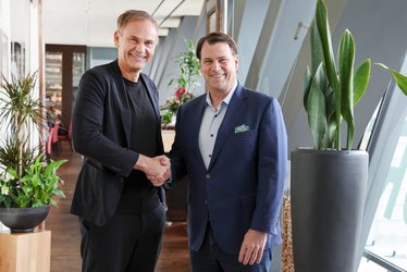 FOTO Volkswagen și Ford și-au reconfirmat parteneriatul, într-o întâlnire istorică