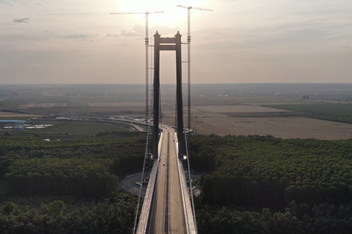 VIDEO&GALERIE FOTO Podul suspendat de la Brăila, al treilea ca mărime din Europa, supranumit «Golden Gate» al României, a fost inaugurat. Investiție de peste 2,5 miliarde de lei