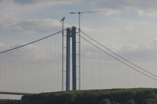 VIDEO&GALERIE FOTO Podul suspendat de la Brăila, al treilea ca mărime din Europa, supranumit «Golden Gate» al României, a fost inaugurat. Investiție de peste 2,5 miliarde de lei