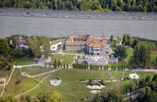 Reprezentanții Castelului Cantacuzino nu sunt de acord cu proiectul autostrăzii Ploiești – Brașov: ”Va duce la distrugerea întregii industrii turistice din Bușteni și împrejurimi”