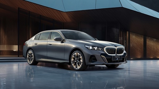 FOTO BMW lansează versiuni exclusive Seria 5 și i5 - „Exclusiv din China pentru China”