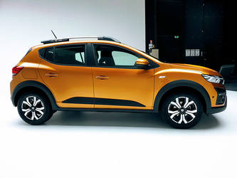 Cele mai vândute mașini din Europa: Dacia Sandero, locul 2, între două modele VW. O veste bună vine și de la Craiova