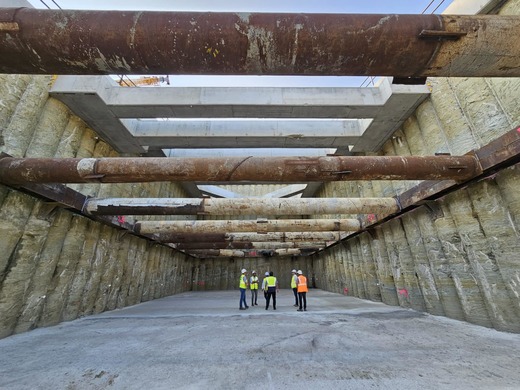 VIDEO&FOTO Cum arată acum lucrările la primul mare tunel de pe o autostradă din România. PORR a adus 60 de specialiști din Austria