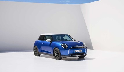 FOTO Mini a dezvăluit noile modele electrice, Cooper și Countryman