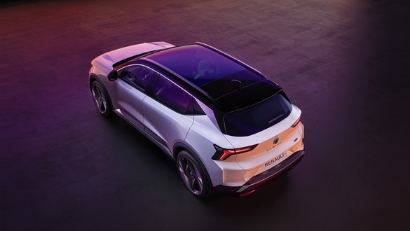 FOTO & VIDEO Renault a prezentat primul său SUV electric din istoria mărcii