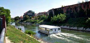 Granița cu Serbia pe râul Bega, deschisă pentru o zi. Navigație în premieră după 70 de ani între cele două țări, cu port în Timișoara  