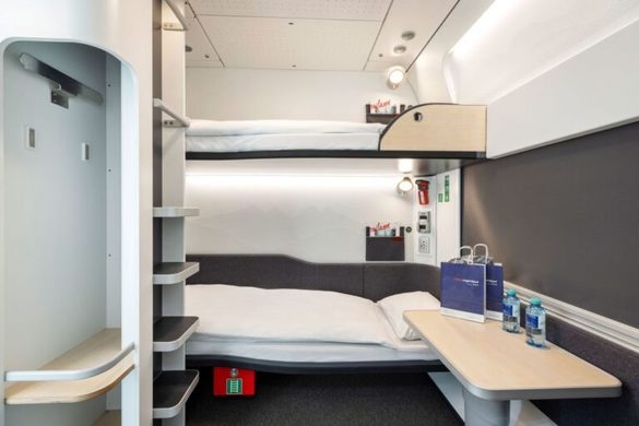 FOTO Compania austriacă care deține cea mai mare flotă de trenuri cu vagoane de dormit din Europa își propune să revoluționeze călătoriile prin paturi de tip capsulă