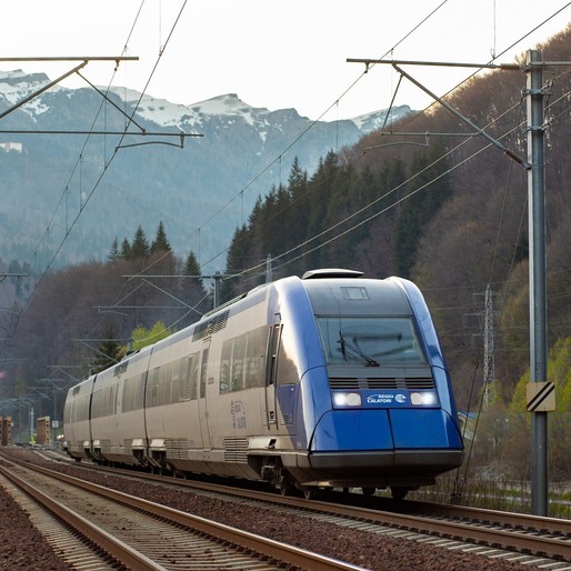 FOTO Operatorul privat de transport Regio Călători, amendat de Protecția Consumatorilor pentru neregulile din trenuri