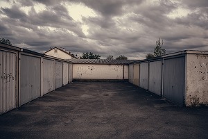 Garajele din Italia ajung la prețuri prohibitive. În Bari, un garaj s-a vândut cu 130 de mii de euro. Cele mai mari prețuri sunt în Napoli