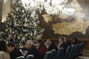FOTO ULTIMA ORĂ Guvernul dă înapoi la subvențiile pentru Rabla și prosumatori