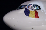 FOTO Primul Airbus A330 înregistrat în România a aterizat. Salut cu tunuri de apă