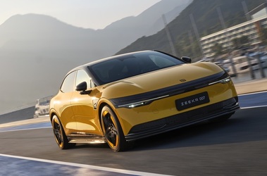 VIDEO Zeekr a lansat mașina electrică cu cea mai rapidă încărcare din lume