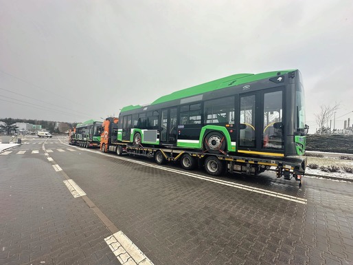 VIDEO&FOTO După 20 de ani, Bucureștiul are troleibuze noi. Vehiculele polonezilor au ajuns, pe ce rută vor circula