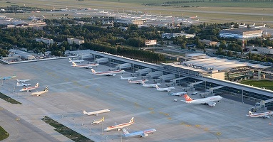 Ucraina lucrează ”intens” cu partenerii săi pentru a relua călătoriile aeriene suspendate de aproape doi ani
