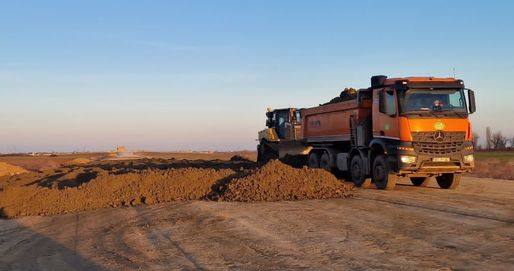 FOTO Umbrărescu preia contractul reziliat cu o firmă italiană și aduce peste 300 muncitori