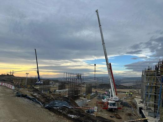 VIDEO Cea mai mare problemă a constructorilor autostrăzii Pitești-Sibiu: "Sătenii nu vor să muncească. Preferă ajutoarele sociale". Ce salarii refuză