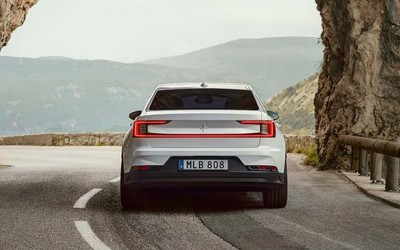 Polestar, nevoită să reducă prețurile la mașini 