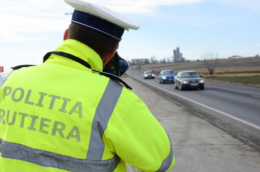 Polițiștii - obligați să reducă în favoarea șoferilor, cu până la 10%, din viteza indicată de radar