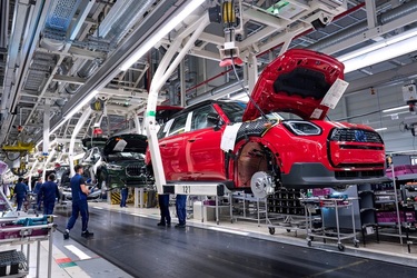 MINI a început producția primului Countryman electric