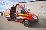 FOTO Deltamed va deschide o unitate la Aiud. Compania are o comandă de 300 de ambulanțe din Austria. \