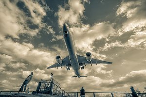 O companie aeriană a acceptat să achite compensații de 79 milioane dolari. Bilete pentru zboruri anulate