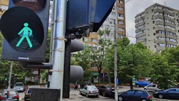 FOTO Opt noi intersecții au fost integrate în sistemul de management al traficului din București