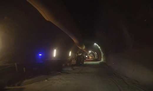 VIDEO Imagini inedite - Grupul austriac PORR avansează puternic cu tunelurile în galeria Autostrăzii Sibiu-Pitești