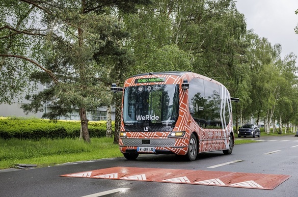 FOTO Renault lansează primul vehicul autonom de Nivel 4 pentru public, care va transporta spectatorii la Roland Garros