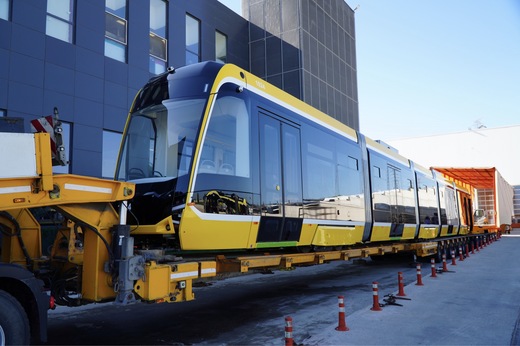 FOTO Timișoara cumpără noi tramvaie de la Bozankaya, acum schimbând culorile, după prima serie achiziționată în ultimii peste 30 de ani