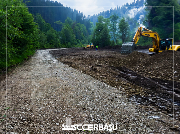 FOTO Erbașu primește un nou mare contract pentru drumuri județene