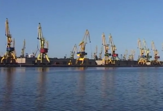 Reprezentanții unei companii au încercat debarcarea echipajului unei nave aflate în portul Constanța