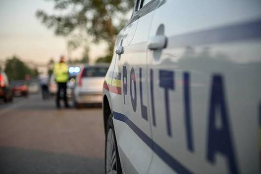 Cod unic primit de șoferi pentru a putea urmări online traseul documentelor reținute de polițistul rutier 