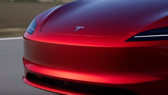 Tesla va opri producția la fabrica sa din Germania timp de cinci zile