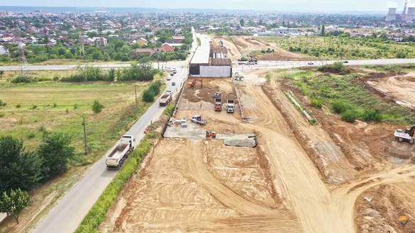 VIDEO&FOTO Constructor turc mobilizat pe Autostrada Ford, poate termina mult mai devreme. 