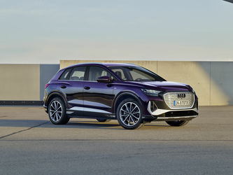 FOTO Audi ieftinește SUV-ul electric Q4: are baterie mai mică și autonomie redusă