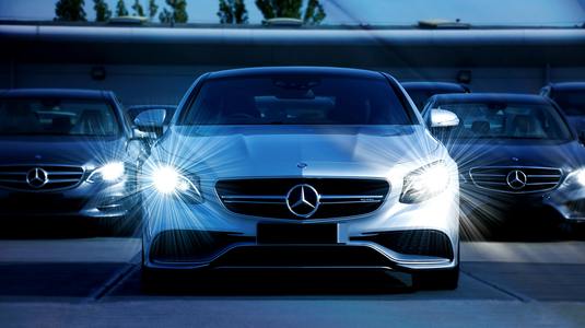 Profitul net al Mercedes scade, pe fondul căderii vânzărilor