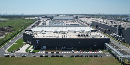 Comisia Europeană cedează în fața mașinilor Tesla. Tarifele vamale pentru mașinile produse în China au fost micșorate