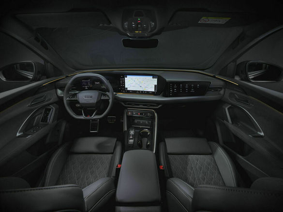 VIDEO & FOTO Audi a dezvăluit noul Q5, creat pe noua platformă pentru motoare cu combustie