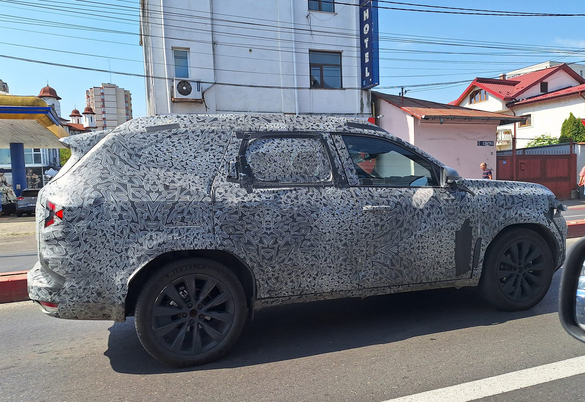 FOTO Cele mai noi poze cu Dacia Bigster arată clar diferențele față de Duster